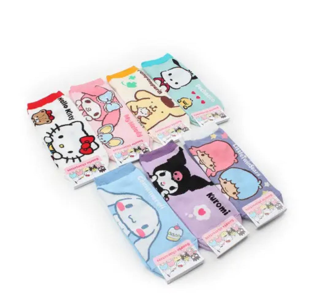 Set of 5 Sanrio Character Ankle Socks - Pastel Kawaii Fashion